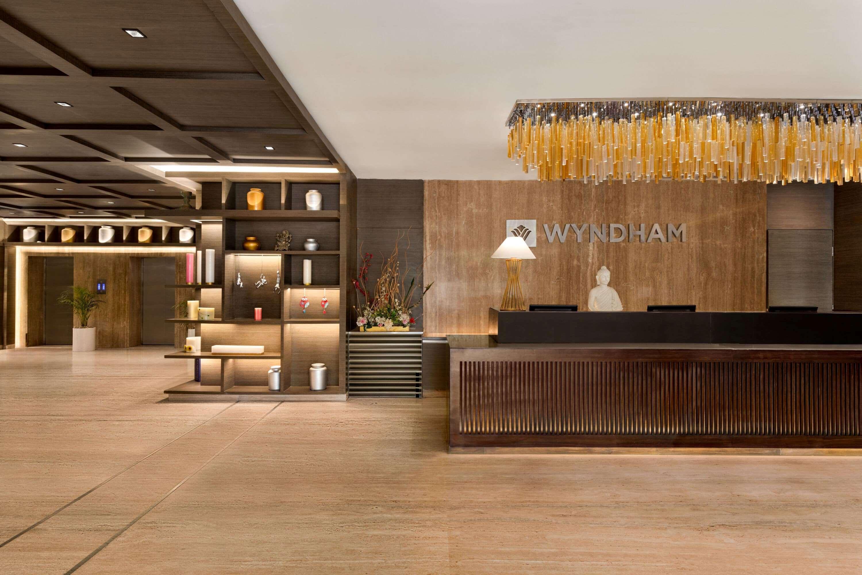 Отель Wyndham Ahmedabad Shela Экстерьер фото