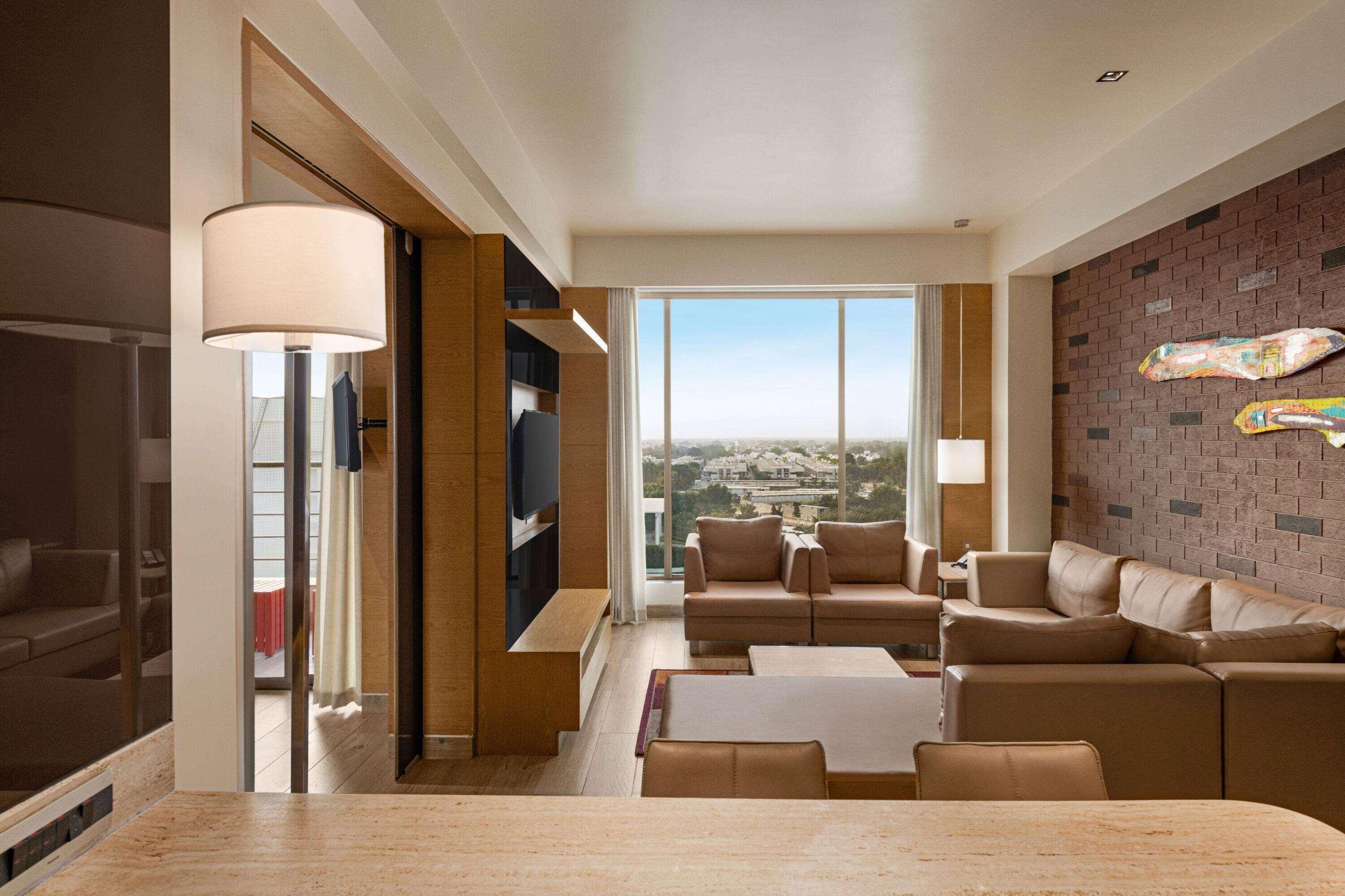Отель Wyndham Ahmedabad Shela Экстерьер фото